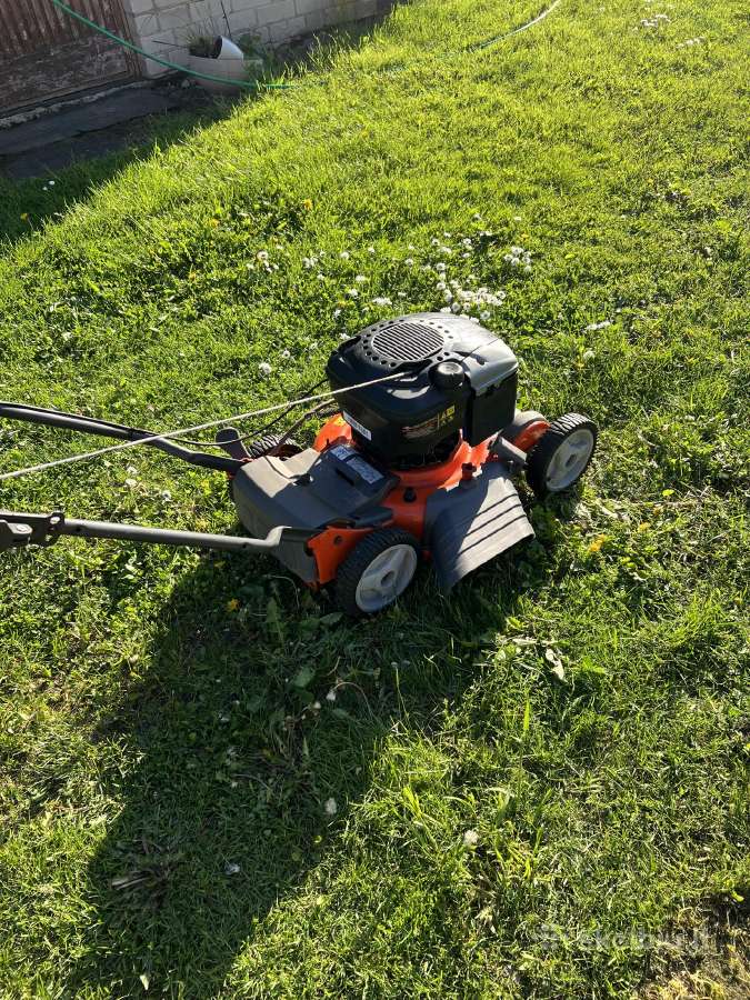 Žoliapjovė Husqvarna R145 mažai naudota - nuotraukos Nr. 7
