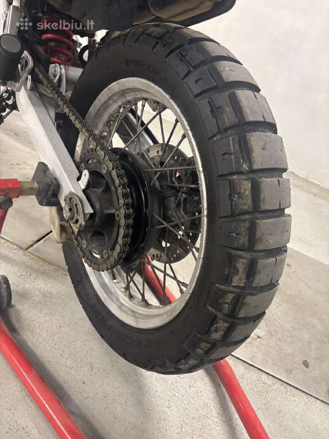 Suzuki dr 650 dalys - nuotraukos Nr. 3