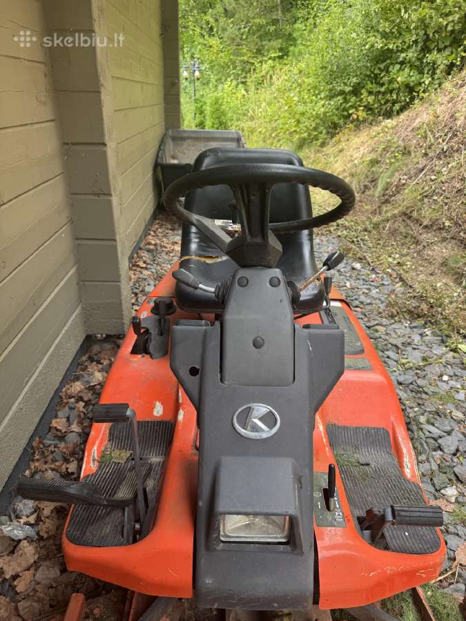 Kubota F1900 4x4 traktoriukas žoliapjovė - nuotraukos Nr. 11