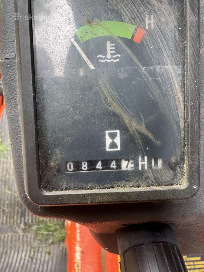 Kubota F1900 4x4 traktoriukas žoliapjovė - nuotraukos Nr. 13