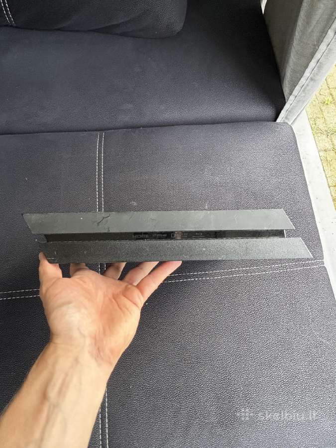Playstatyion 4 500gb su priedais - nuotraukos Nr. 5