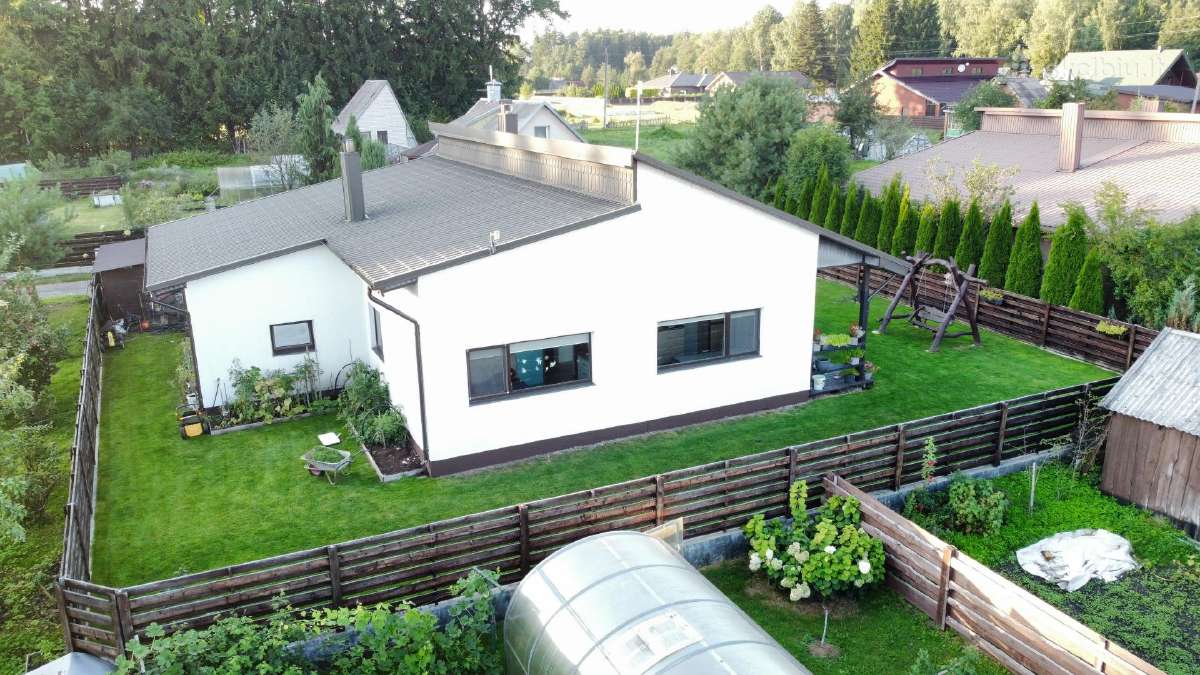 Parduodamas erdvus namas Tauragės rajone - nuotraukos Nr. 3