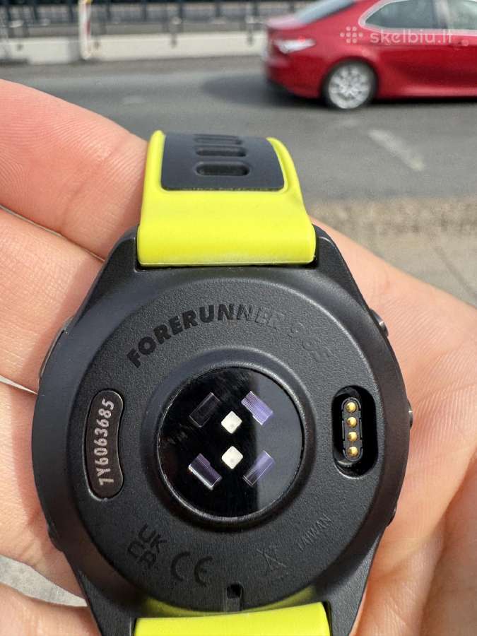 Garmin Forerunner 965 - Amp Yellow - nuotraukos Nr. 6