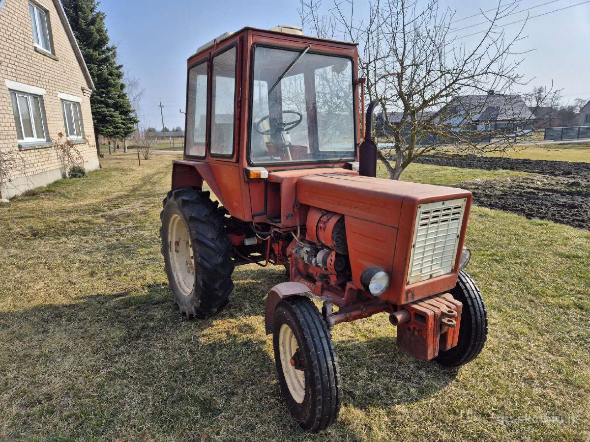 Parduodamas tvarkingas traktorius T25 - nuotraukos Nr. 5