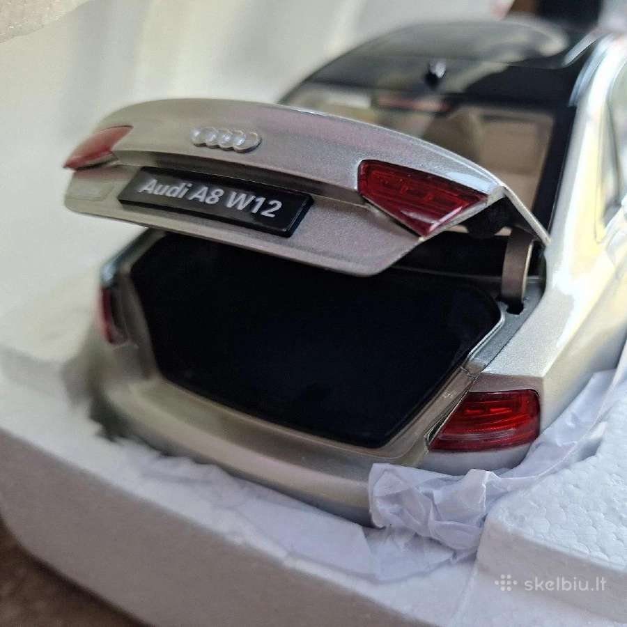 Kyosho Audi A8 L W12 1:18 - nuotraukos Nr. 7