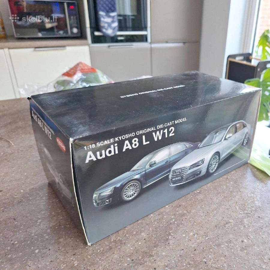 Kyosho Audi A8 L W12 1:18 - nuotraukos Nr. 9