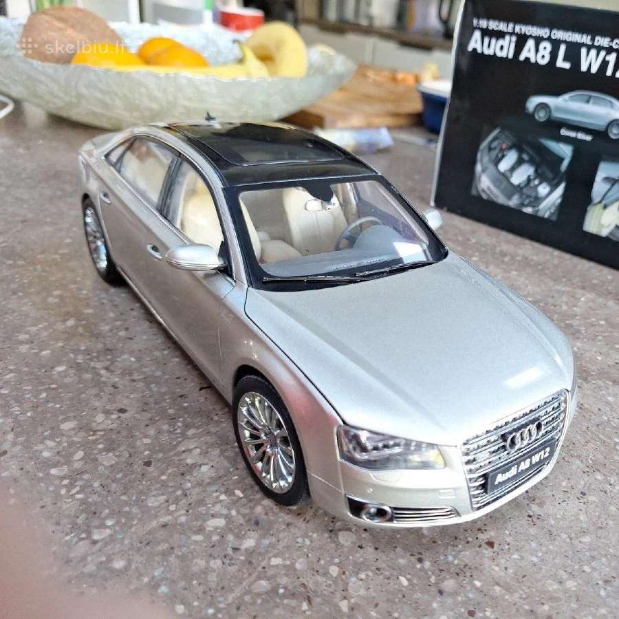 Kyosho Audi A8 L W12 1:18 - nuotraukos Nr. 12