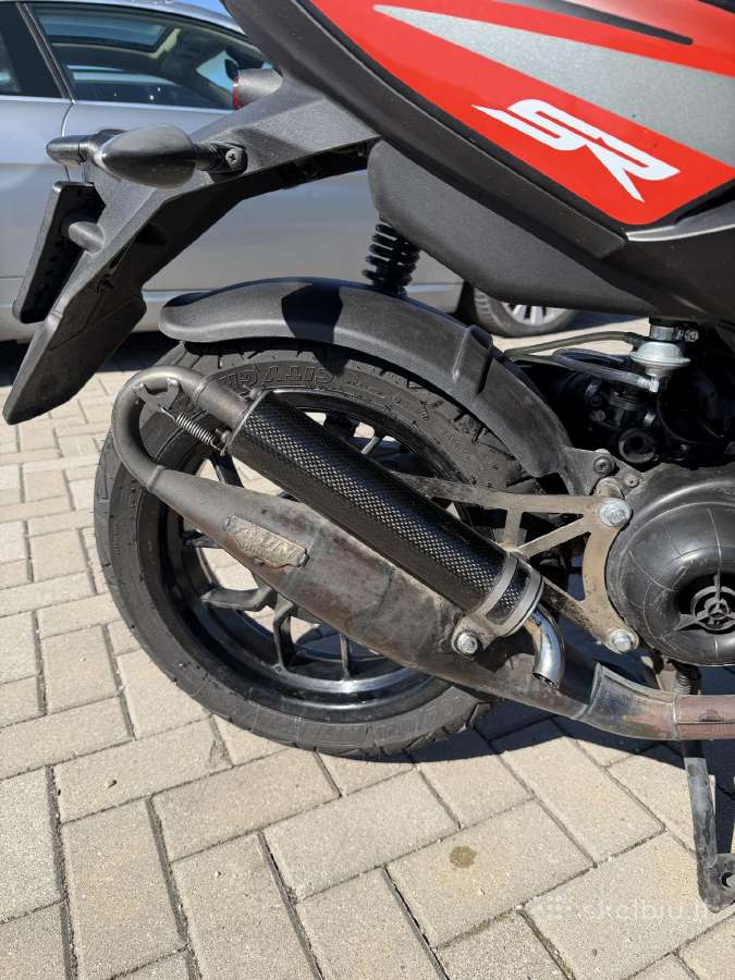 Aprilia Sr Motard - nuotraukos Nr. 11