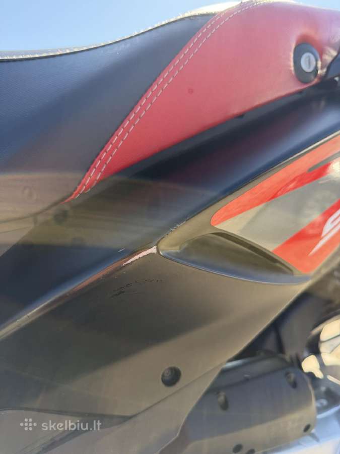 Aprilia Sr Motard - nuotraukos Nr. 21