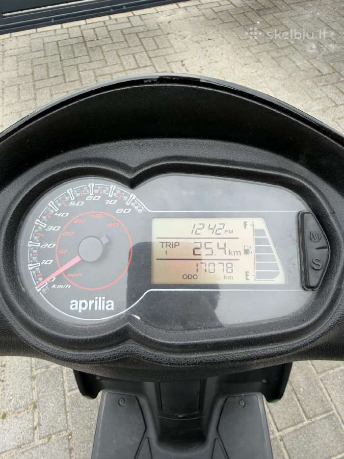 Aprilia Sr Motard - nuotraukos Nr. 24