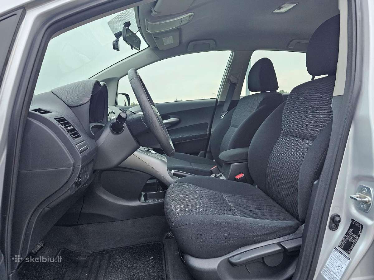 Toyota Auris - nuotraukos Nr. 11