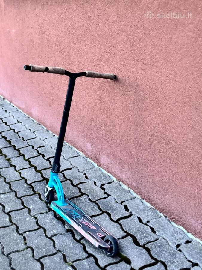 Triukinis paspirtukas - nuotraukos Nr. 3