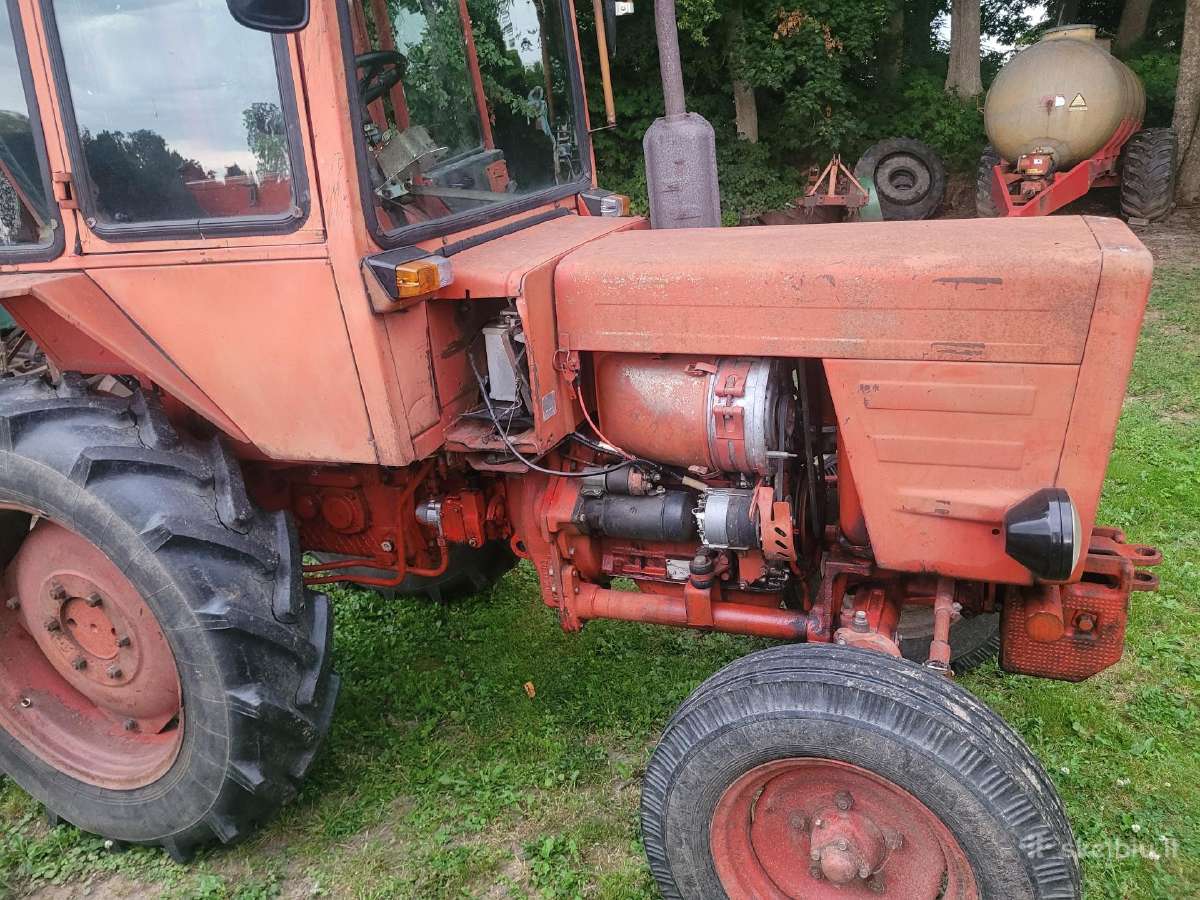 Parduodu traktorių T25 su visais priedais - nuotraukos Nr. 2