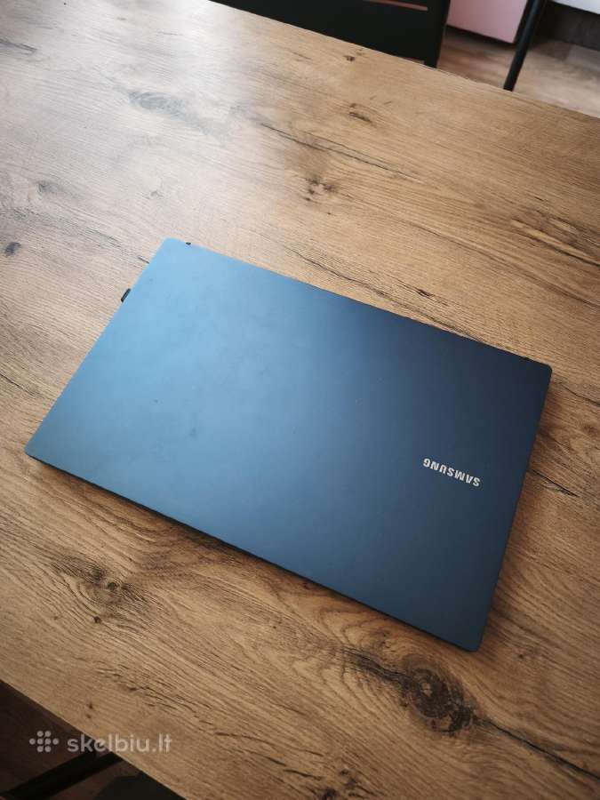 Nešiojamas kompiuteris Samsung - nuotraukos Nr. 2