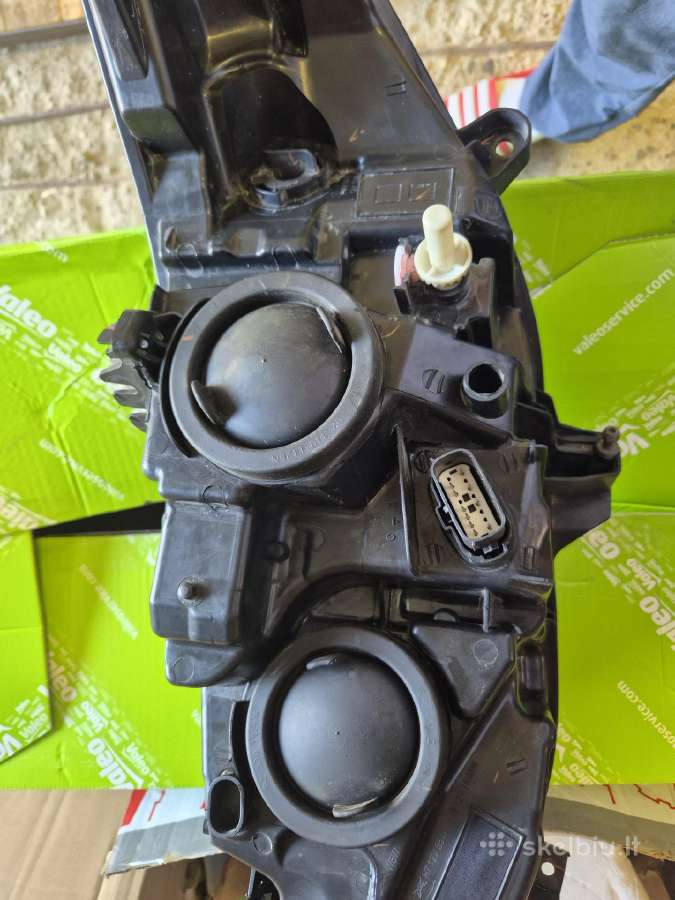 Ford Mondeo Mk5 žibintai - nuotraukos Nr. 8