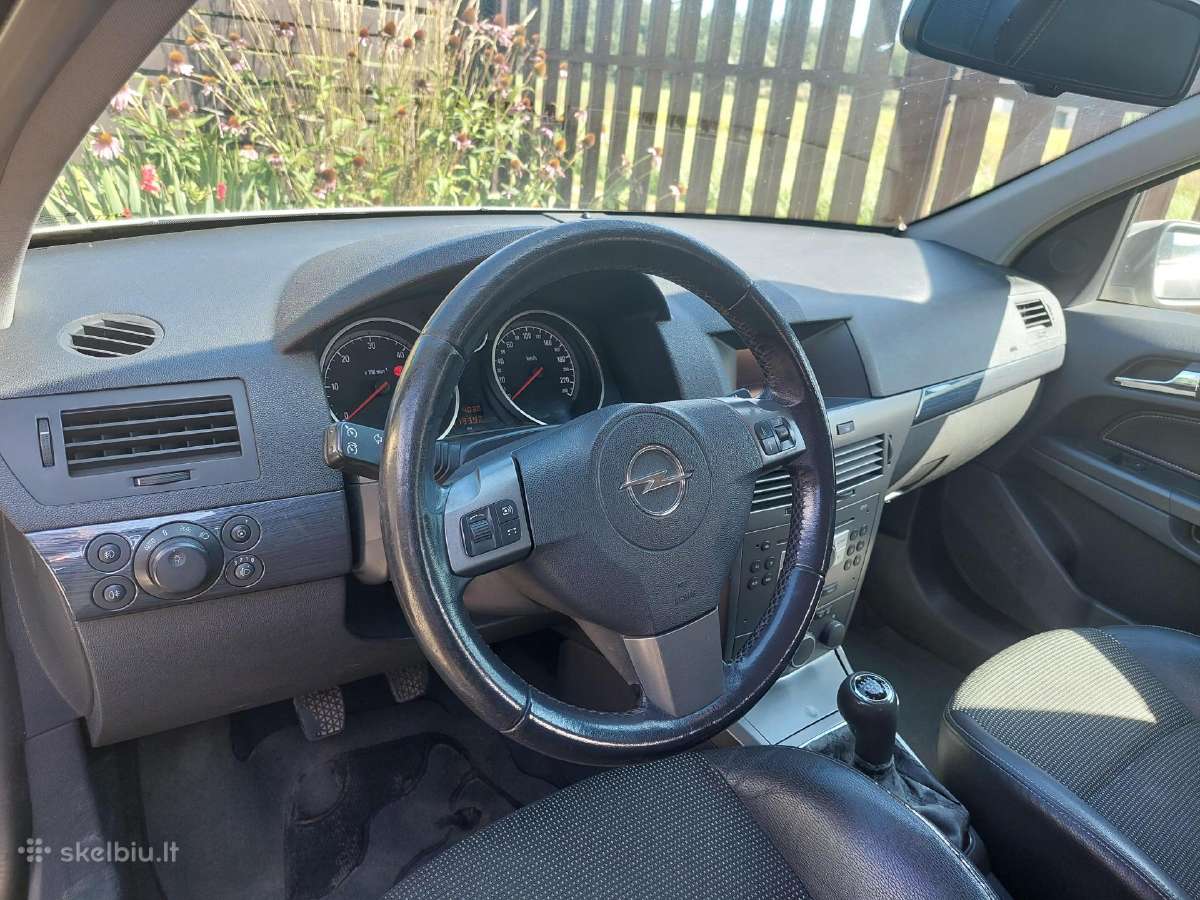 Parduodamas Opel Astra 2005m 1.9 dyzelinas88kw - nuotraukos Nr. 7