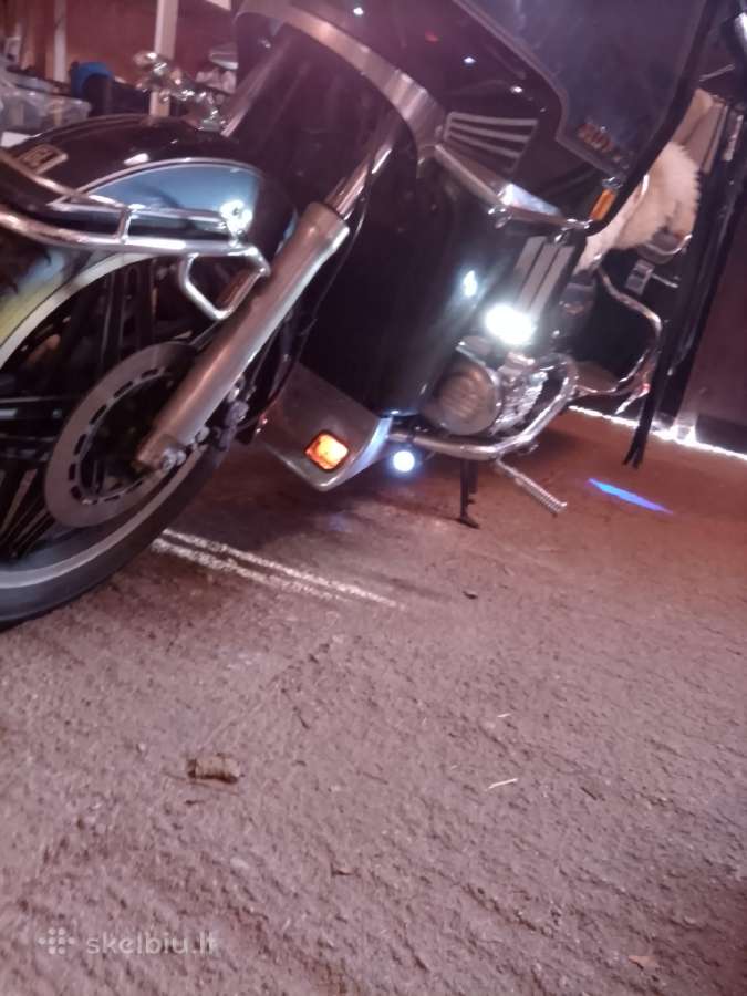 Motociklas legenda Honda Goldwing - nuotraukos Nr. 9