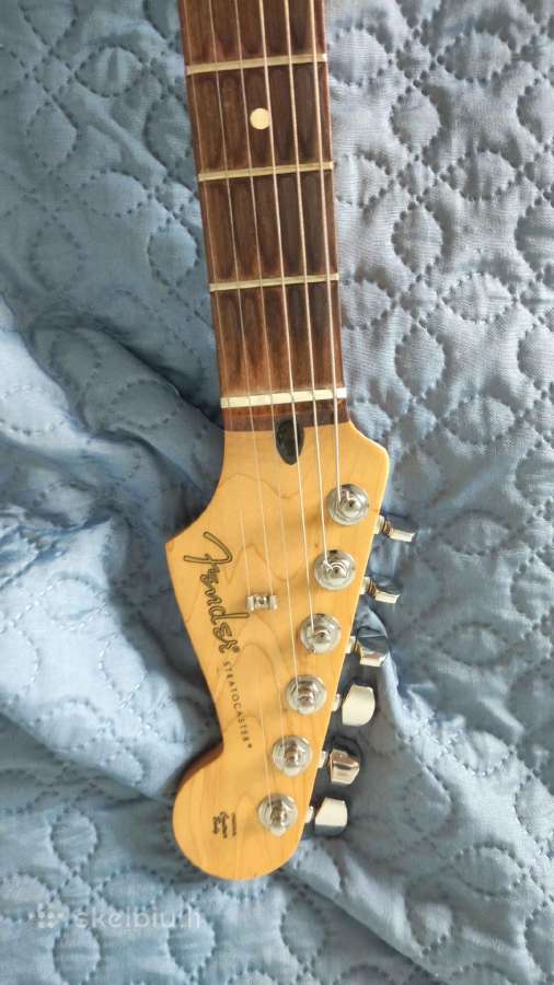 Fender Stratocaster Elektrinė Gitara - nuotraukos Nr. 3