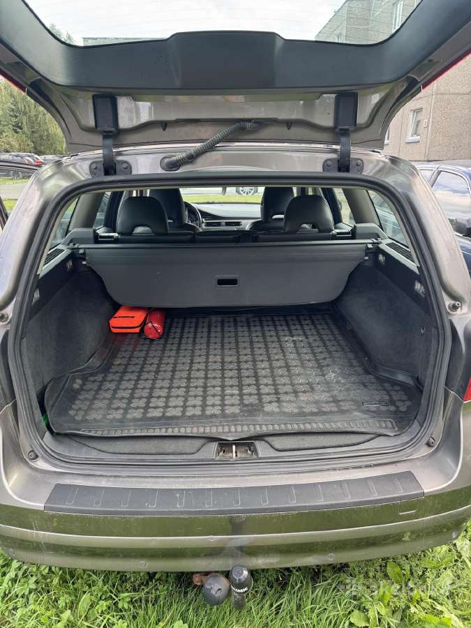 Volvo V70 - nuotraukos Nr. 6
