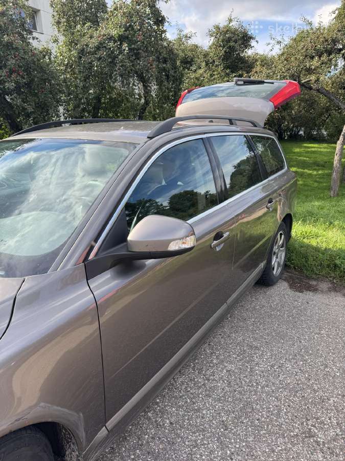 Volvo V70 - nuotraukos Nr. 10