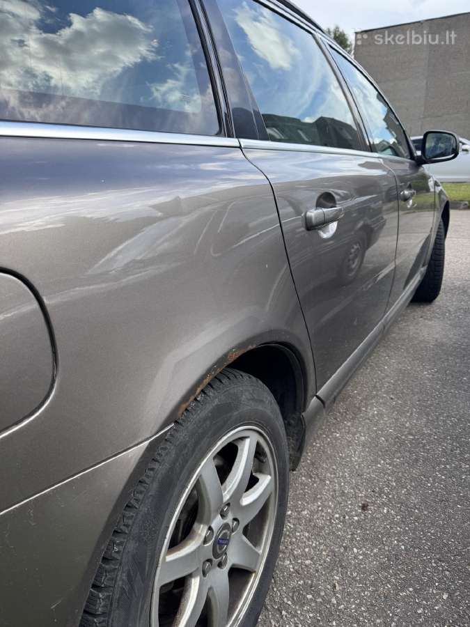 Volvo V70 - nuotraukos Nr. 13