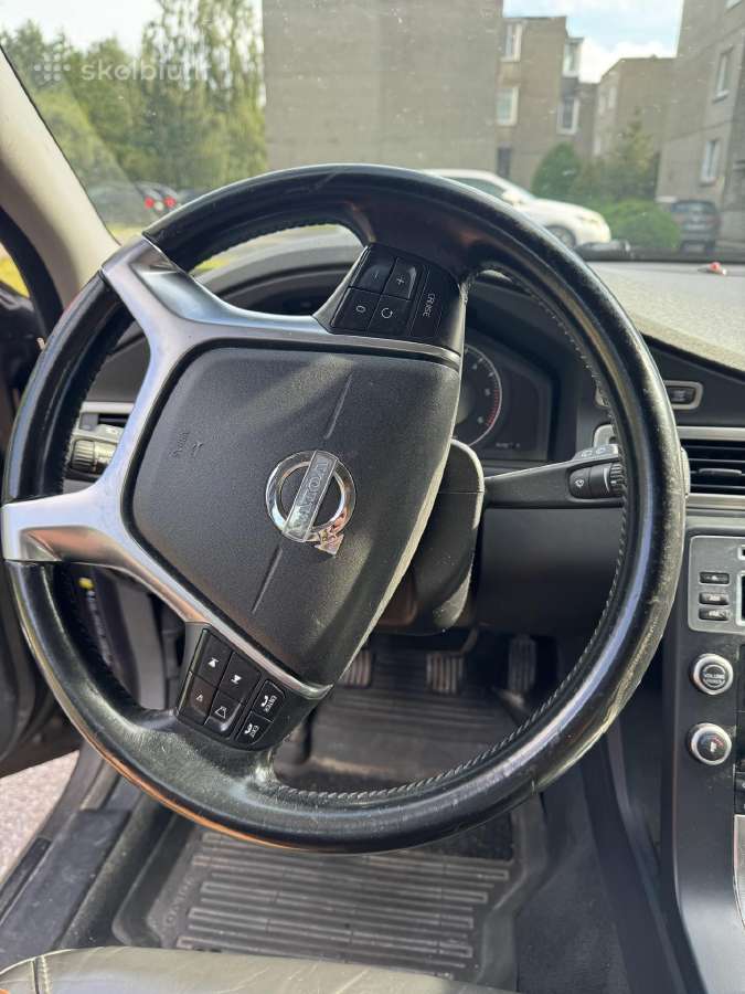Volvo V70 - nuotraukos Nr. 16