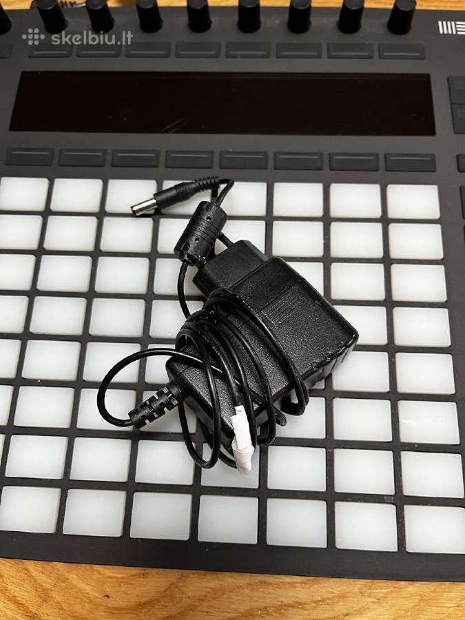 Ableton Push 2 Midi kontroleris su maitinimo bloku - nuotraukos Nr. 2