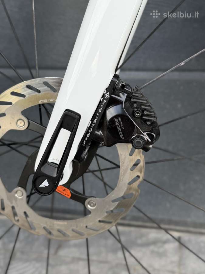 Canyon Ultimate CF 7 Di2 Aero - nuotraukos Nr. 8