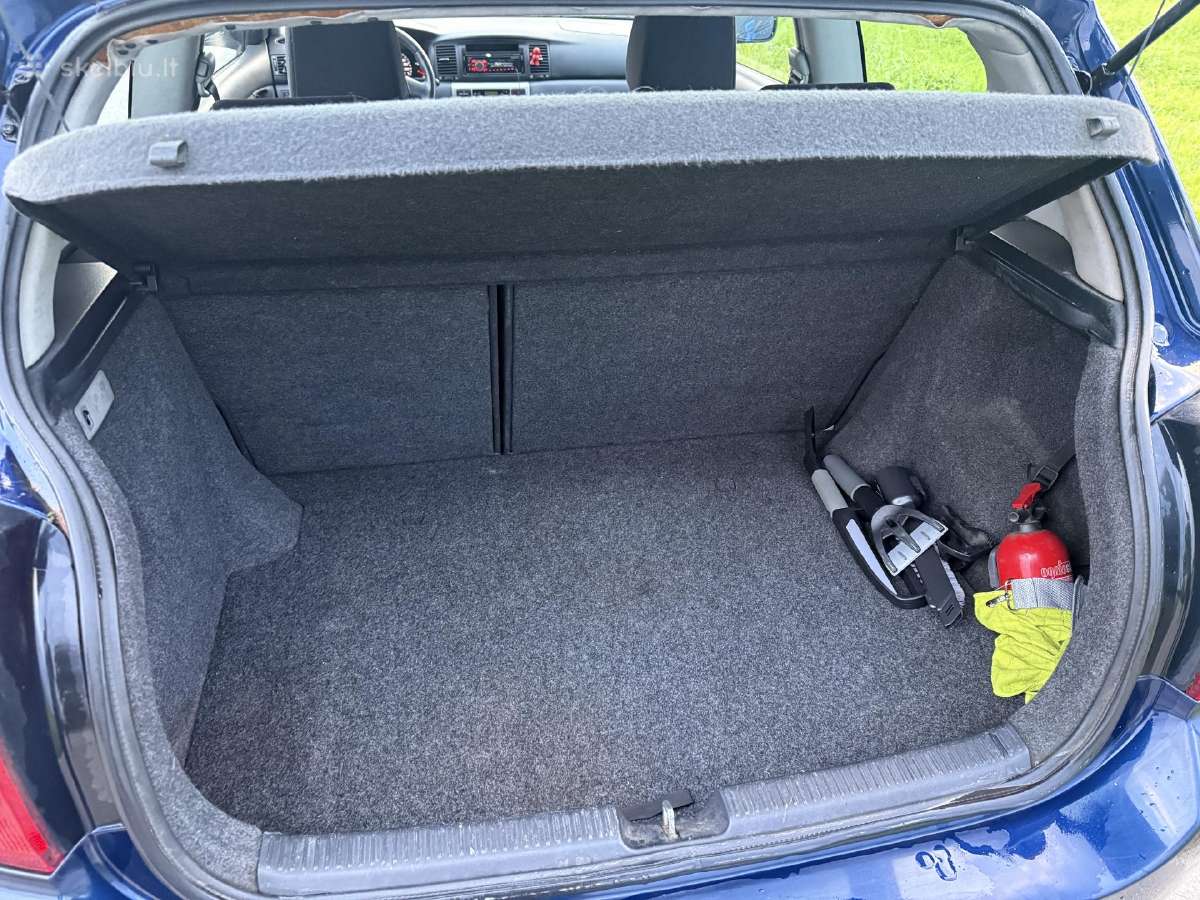 Toyota Corolla 2.0 l. 66kw dyzelis - nuotraukos Nr. 8