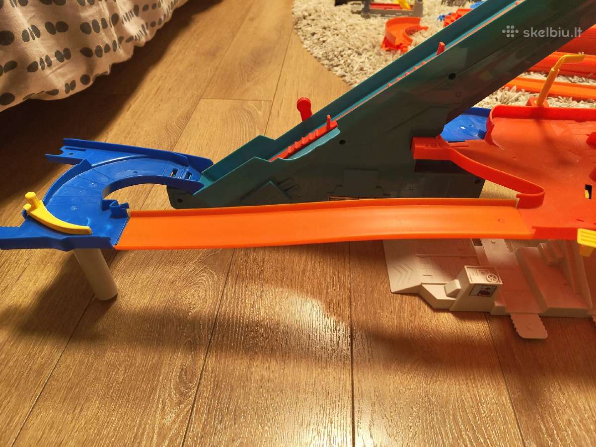 Hotwheels trasos (Hotwheels criss cross crash) - nuotraukos Nr. 11