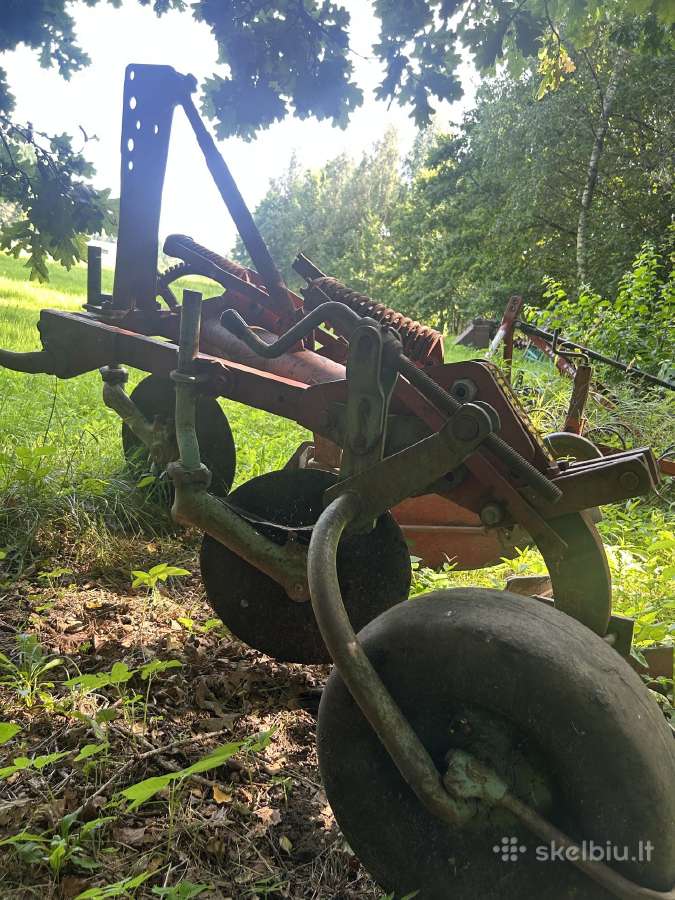 Plūgas Kverneland 2 korpusų - nuotraukos Nr. 5
