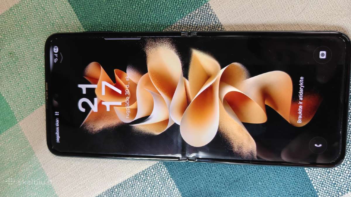 Parduodamas Samsung Galaxy Z Flip3 - nuotraukos Nr. 3