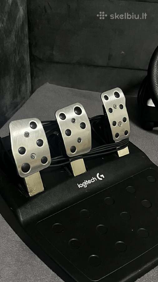 Parduodu mažai naudotą Logitech vairą su pedalais - nuotraukos Nr. 2
