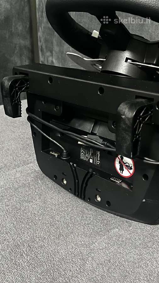 Parduodu mažai naudotą Logitech vairą su pedalais - nuotraukos Nr. 6