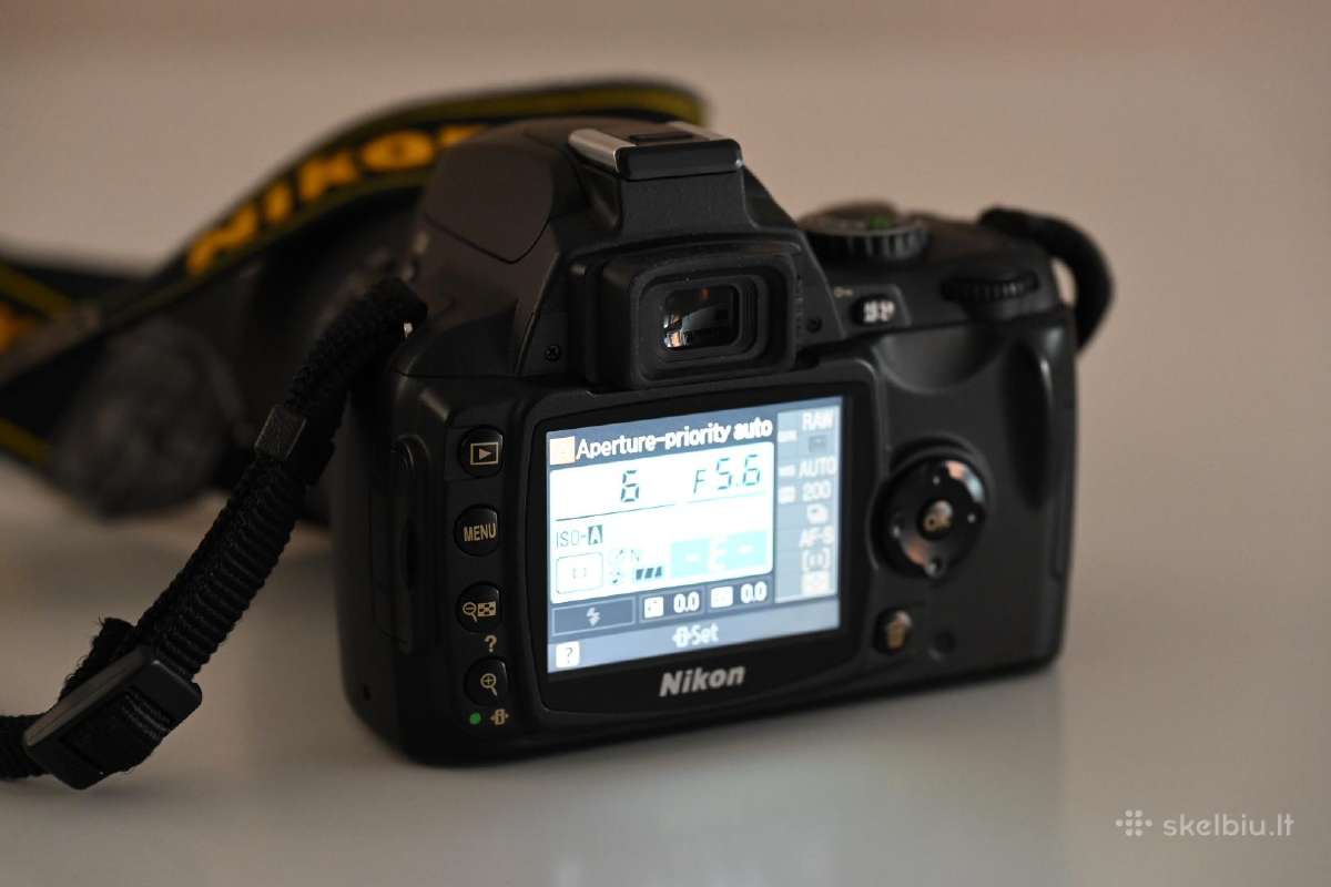 Nikon D40 su Nikkor 55-200mm Teleobjektyvu - nuotraukos Nr. 4