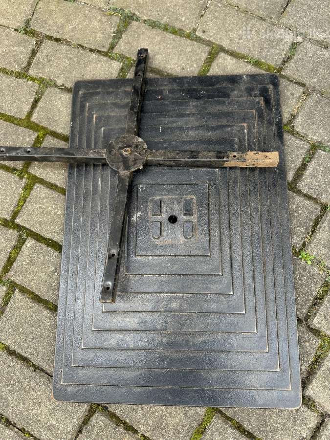 Ketaus sunkus padas stalo kojai - nuotraukos Nr. 5