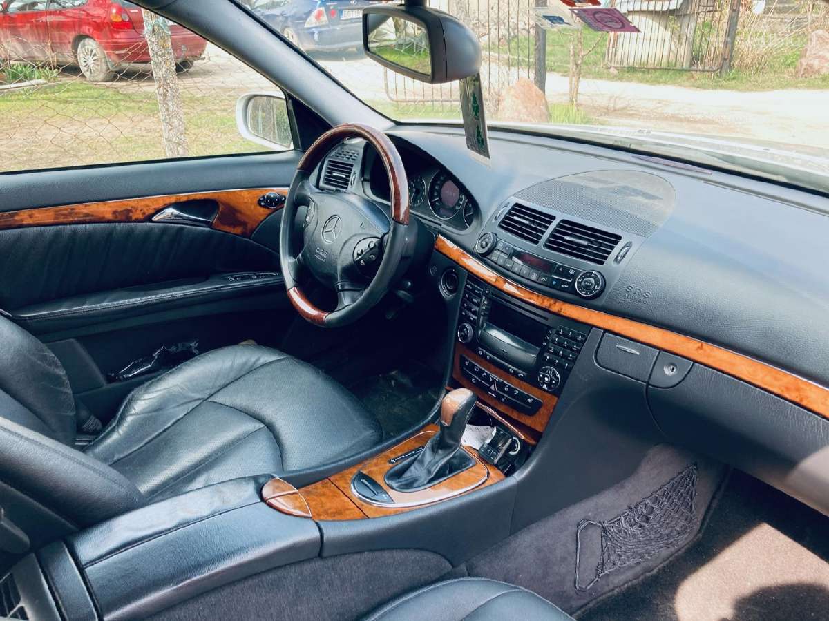 Mercedes E320 S211 Dalys - nuotraukos Nr. 2