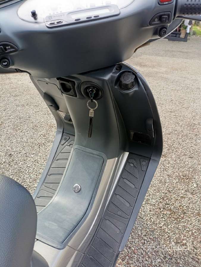 Piaggio Super Hexagon 180 Gtx - nuotraukos Nr. 11
