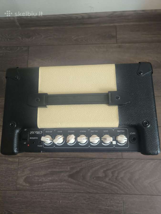 Elektrinė gitara ir stiprintuvas - nuotraukos Nr. 4