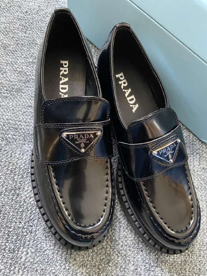Nauji Prada batai - nuotraukos Nr. 2