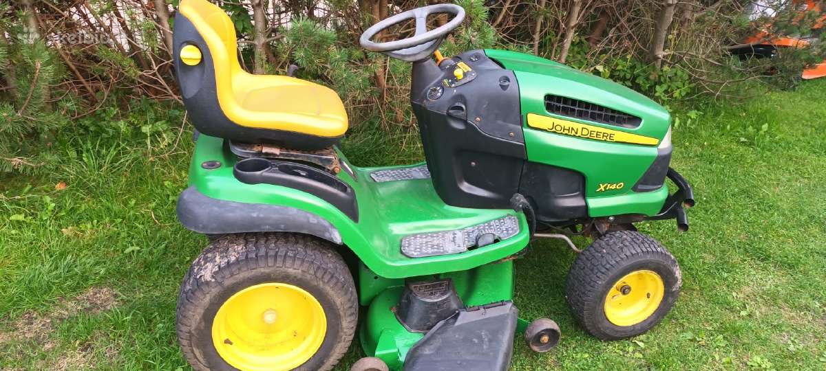 John Deere X140 V Twin 22 - nuotraukos Nr. 4
