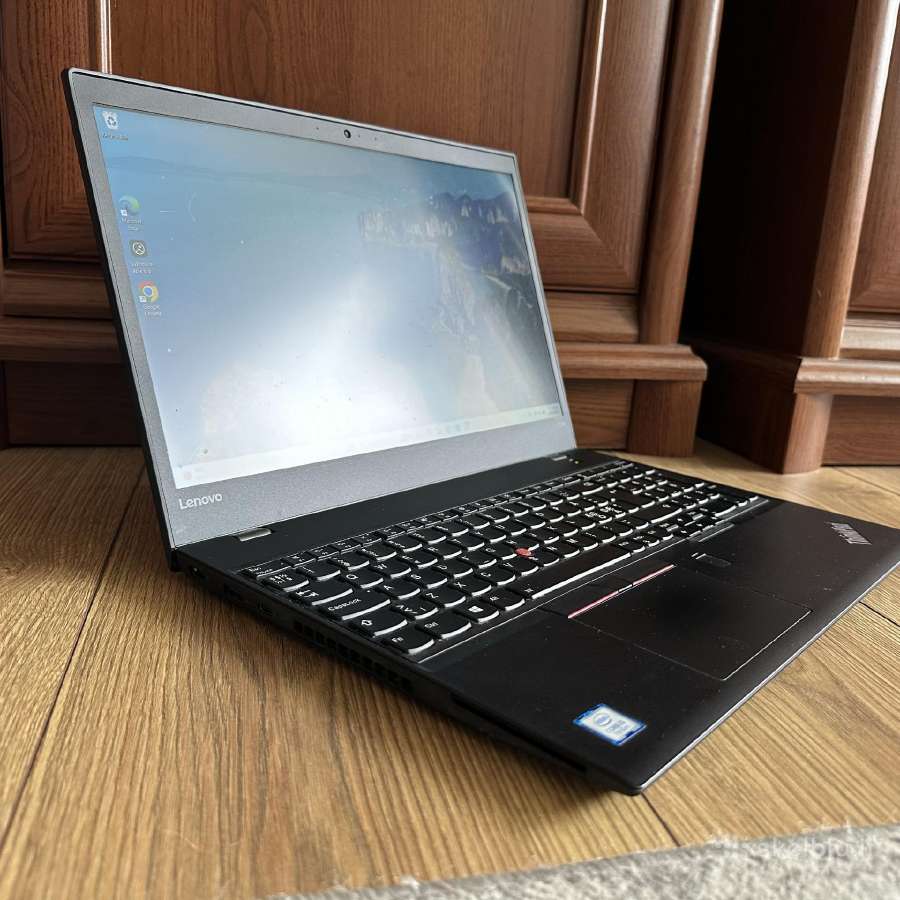 Lenovo Thinkpad T570 I5-7200 8gb 256 SSD 15.6 Fhd - nuotraukos Nr. 9