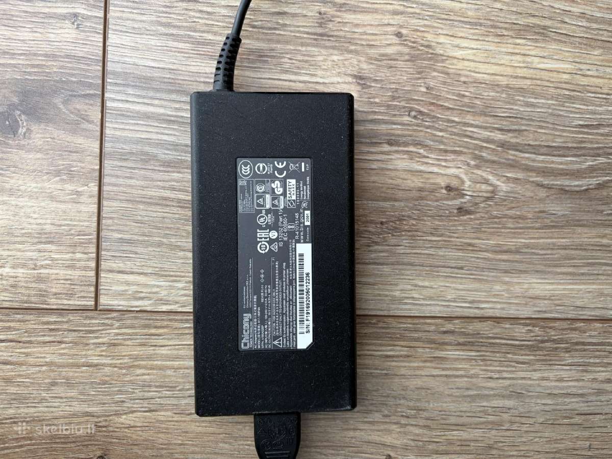 Tuxedo i7 Rtx2080 8gb 32gb RAM 1tb SSD - nuotraukos Nr. 5