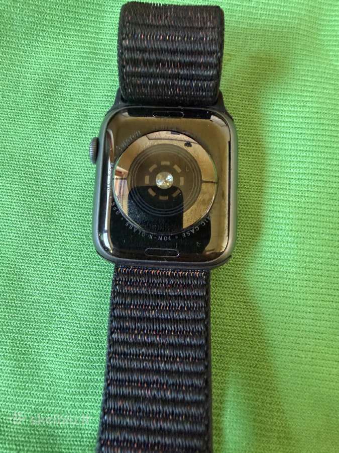 Apple Watch Series 5 44mm GPS - nuotraukos Nr. 3