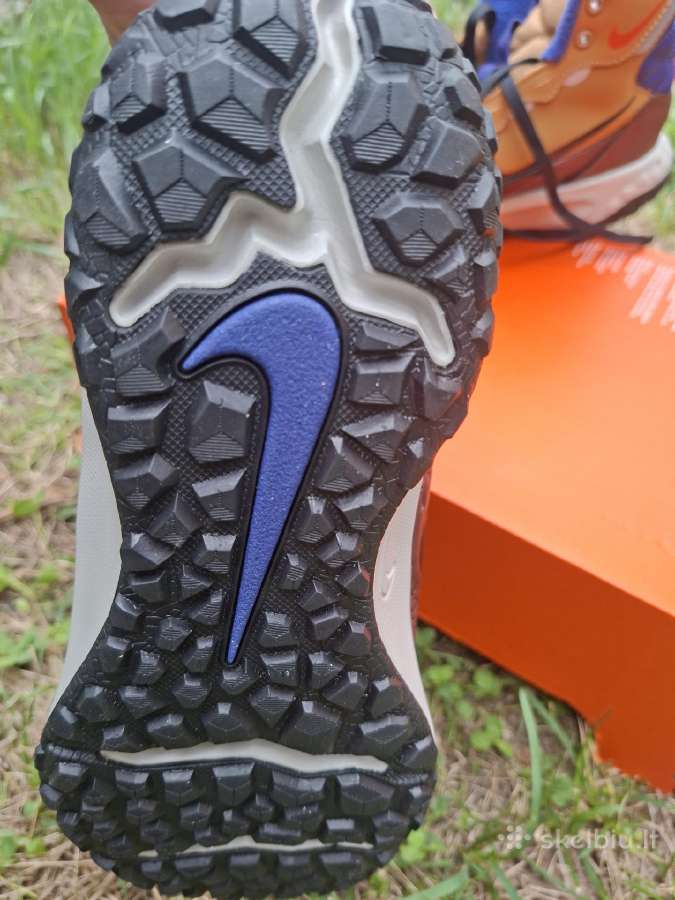 Nike rudeniniai kedukai - nuotraukos Nr. 3