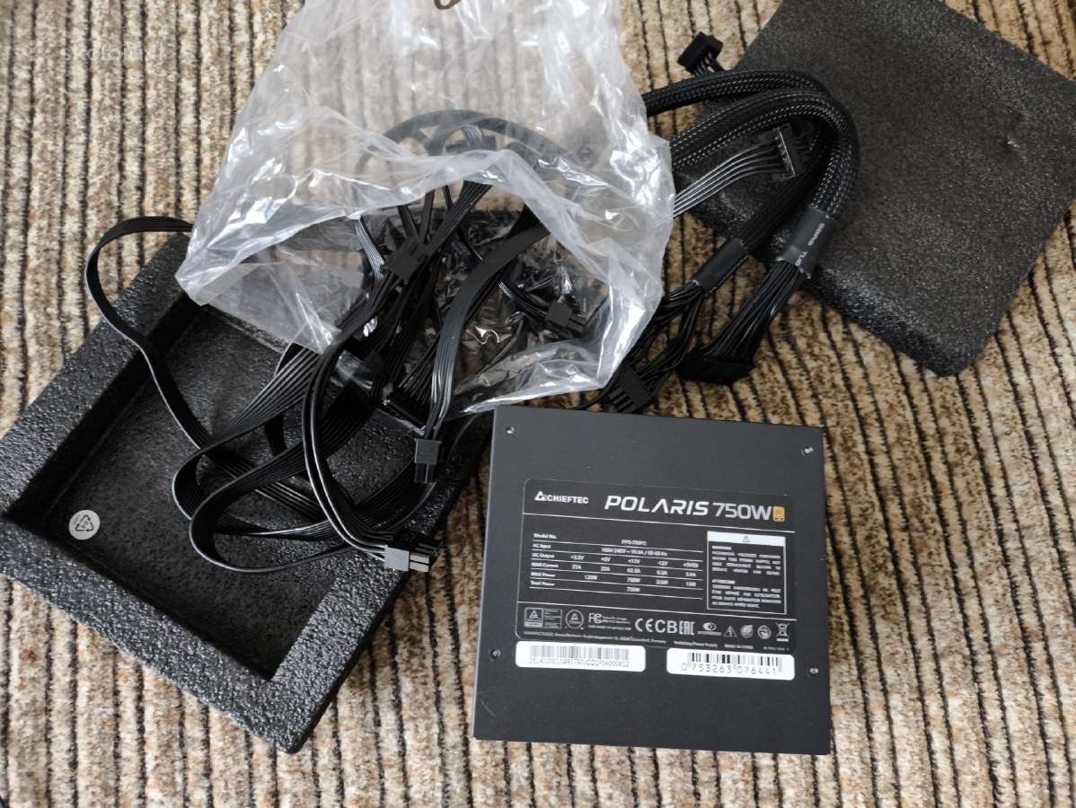 Naujas Chieftec Polaris 750w 80 Plus Gold - nuotraukos Nr. 2