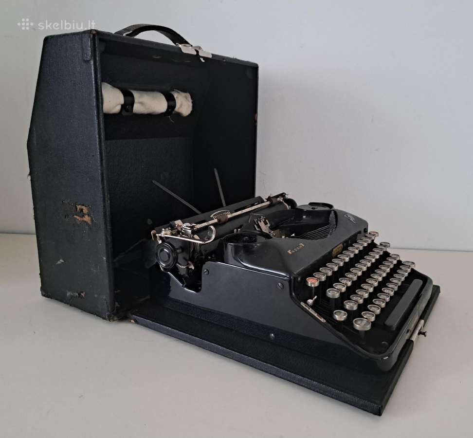 Antikvarine Triumph spausdinimo masinele 1939 - nuotraukos Nr. 4