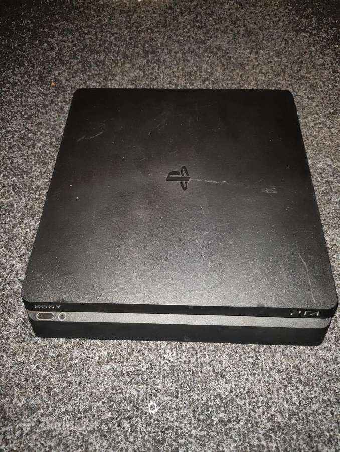 2 Playstation 4 konsolės - nuotraukos Nr. 4
