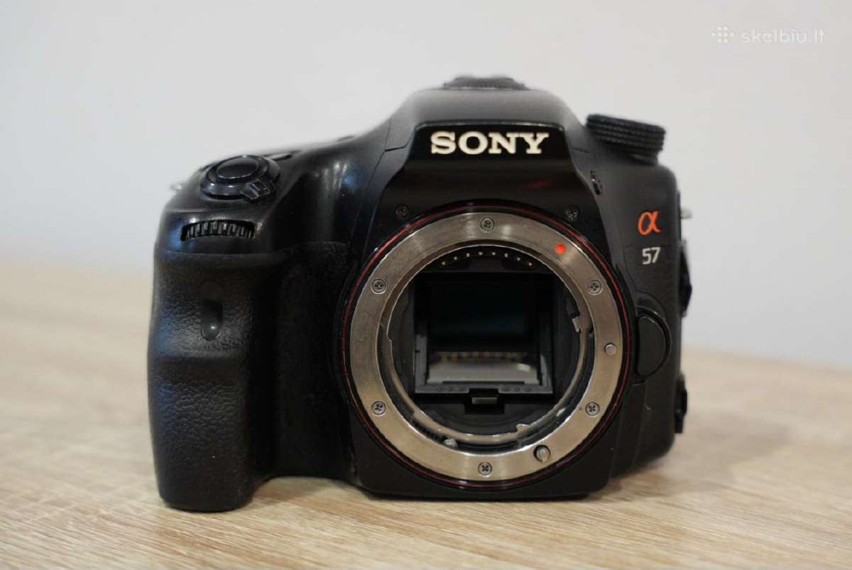 Fotoaparatas Sony A57 + 5 objektyvai ir aksesuarai - nuotraukos Nr. 3