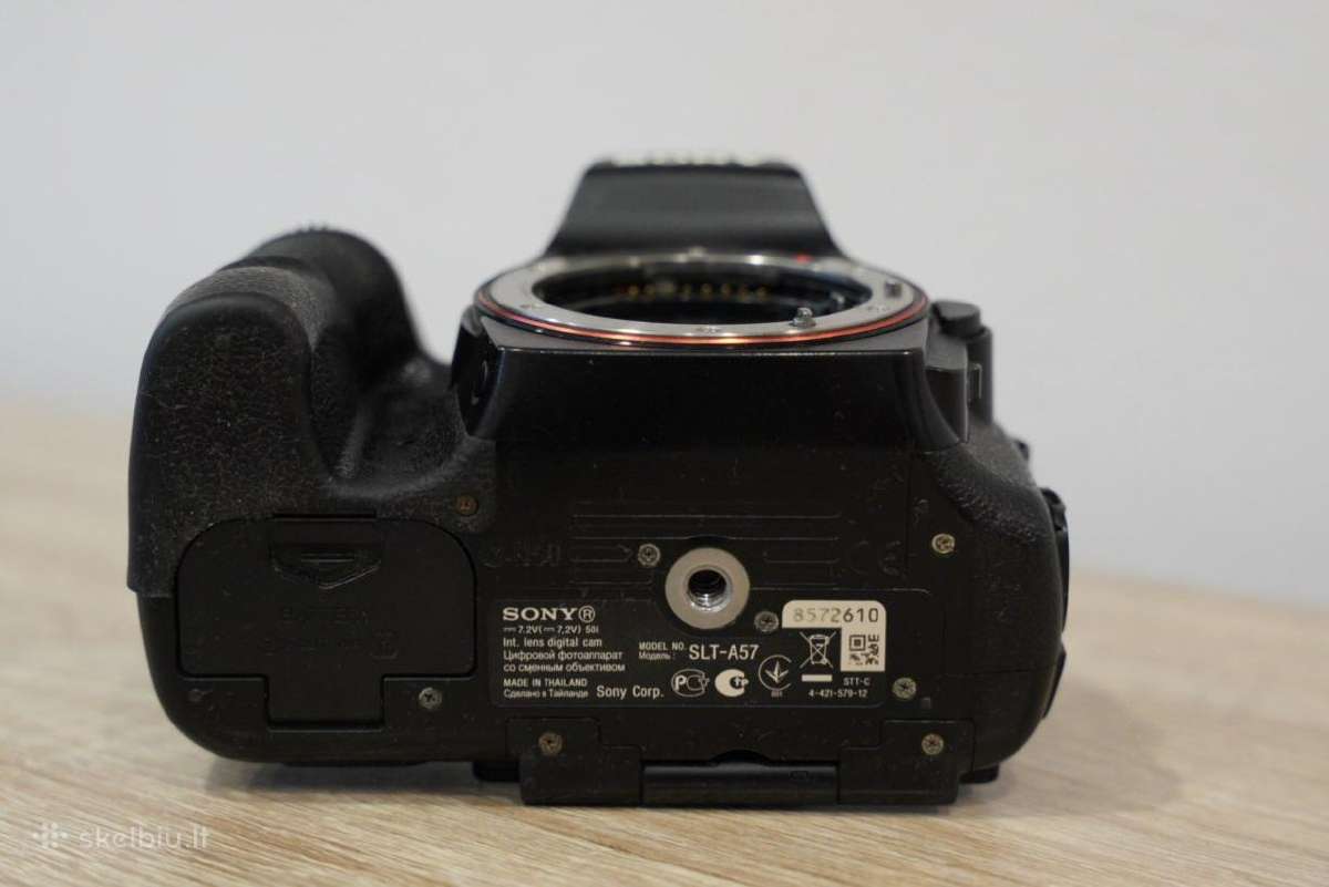 Fotoaparatas Sony A57 + 5 objektyvai ir aksesuarai - nuotraukos Nr. 7